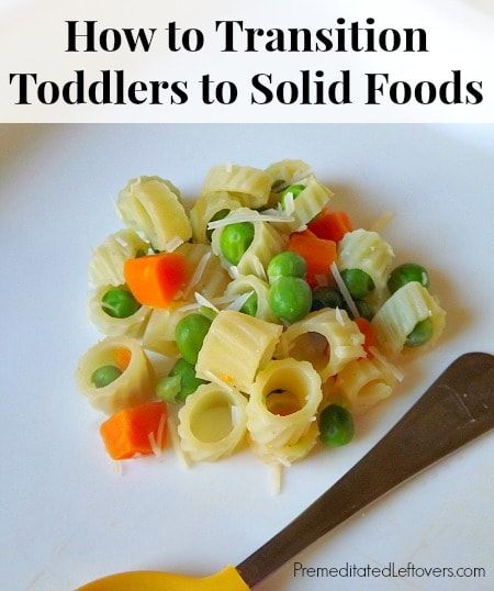 How to Transition Toddlers to Solid Foods - tips for weaning your toddler off pureed baby food and transitioning him to solid food. Toddler Food Ideas, Toddler Foods, Baby & Toddler Food, Baby Food Ideas, Frugal Mom, Baby Finger Foods, Baby Puree Recipes, Feeding Toddlers, Baby Foods