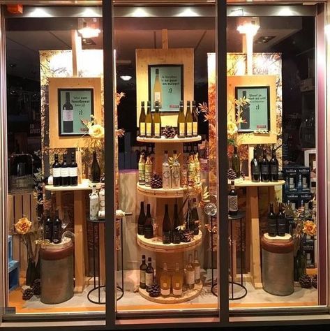 Wine Store Display, Pet Store Design, Wine Barrel Bar, Window Display Retail, Temporary Store, Window Bars, Liquor Shop, Rich Art, Store Window Displays