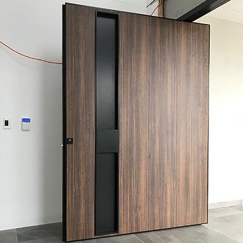 Wood Pivot Door, Solid Wood Door, Contemporary Front Doors, Pivot Door, Solid Wood Doors, Main Door Design, Pivot Doors, Main Door, Wood Door