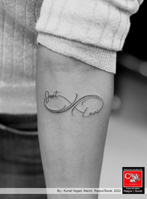 Hidden Name Tattoo Ideas, Hidden Name Tattoo, Kim Possible Movie, Name Tattoo Placements, Tattoo Infinity, Tattoos Dainty, Name Tattoo Ideas, Tattoos Behind Ear, Designer Tattoo