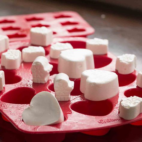 Artisanal Marshmallows--Hearts and Mittens – Art of Natural Living Make Marshmallows, Summer Campfire, Mold Spray, Campfire Marshmallows, How To Make Marshmallows, Unflavored Gelatin, Just Cooking, Ho Ho Ho, Save Food