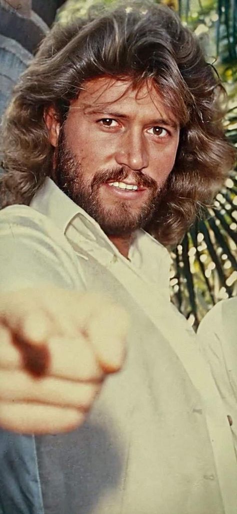 Bee Gees Live, Andy Gibb, Barry Gibb, Male Eyes, Last Man Standing, Rhythm And Blues, Bee Gees, Cute Little Animals, Bad Girl