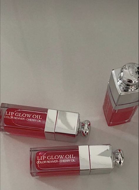 Dior Glow Lip Oil, Kiko Lipgloss Aesthetic, Dior Lipgloss Aesthetic, Dior Beauty Aesthetic, Lip Glow Oil Cherry, Kiko Aesthetic, Dior Lip Oil Aesthetic, Birthday Wishlist Aesthetic, Dior Lip Addict