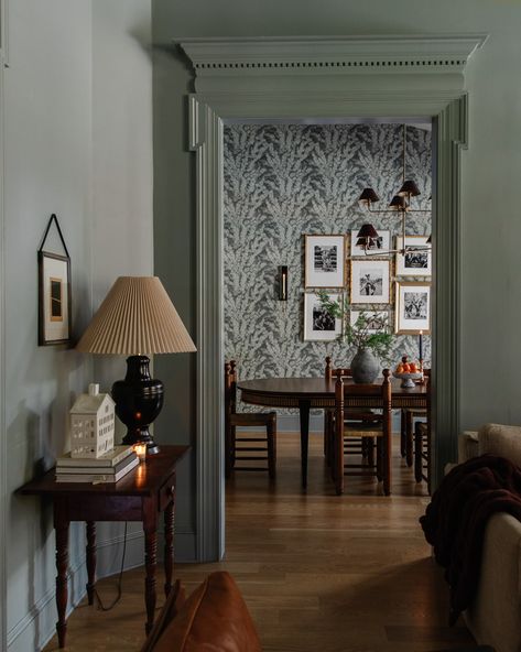 Defining My Design Style: Moody Modern Traditional - Chris Loves Julia Colonial Dining Room, Modern Colonial, Chris Loves Julia, Speed Cleaning, Bold Wallpaper, Traditional Living, Traditional Living Room, Take A Seat, Vintage Chairs