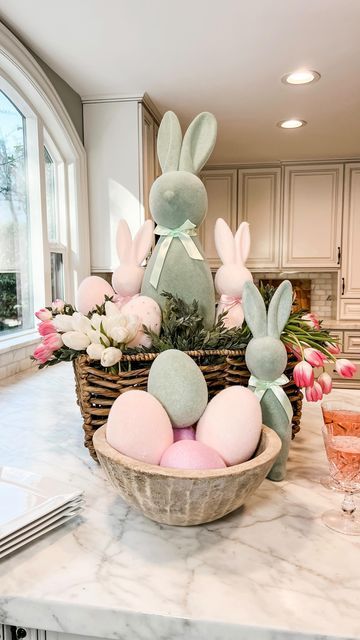 Jeanna Crawford on Instagram: "Did you secure the bunnies? Be honest…Did you really want them or was it fomo? 👀🤣 Here’s a little inspo for an elegant way to style these flocked phenoms. I’m thinking contained for the month and the star of the Easter Brunch Display 💁🏻‍♀️🥂 You know I can’t get my ducks in a row but I absolutely have my bunnies in a basket 😉 P.S. Don’t try to put jeweled eyes on them…. It’s wasn’t the vibe. Unless your vibe is scary ass bunnies 😭🤣 . . #diyhomedecor #easterd Easter Brunch Kids, Modern Easter Decor, Easter Inspiration Decor, Luxury Easter, Creative Easter Baskets, Easter Inspiration, Ideas For Easter, Easter Decorations Vintage, Bunny Decor