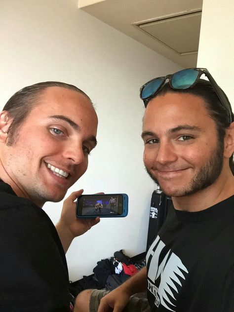 Young bucks The Young Bucks, Young Bucks, Lucha Underground, Pro Wrestling, Reaction Pictures, Wwe, Wrestling