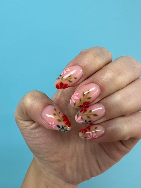 Pink And Red Spring Nails, Red And Green Flower Nails, Floral Valentines Nails, Green Nails Pink Flowers, Floral Red Nails, Red Floral Nail Designs, Pink And Red Flower Nails, Flower Bouquet Nails, Baby In Bloom Nails