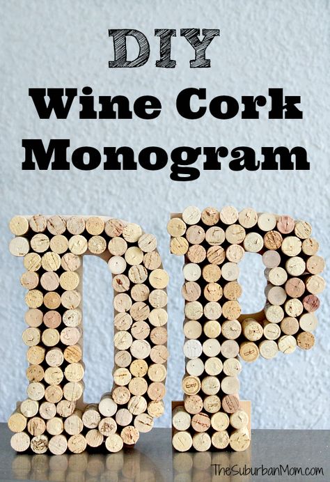 DIY Wine Cork Monogram Craft Cork Vase, Wine Cork Monogram, Wine Cork Letters, Wine Cork Diy Projects, Cork Letters, Wine Cork Board, Cork Diy Projects, Wine Cork Diy Crafts, Wine Cork Projects