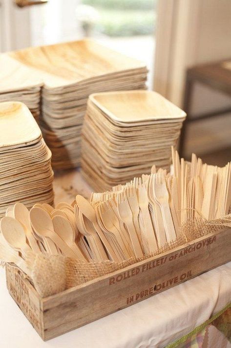 @lindalinduh Barbecue Wedding, Palm Leaf Plates, Farewell Party, I Do Bbq, Wooden Cutlery, Bbq Wedding, Bamboo Plates, Wood Utensils, Eco Wedding