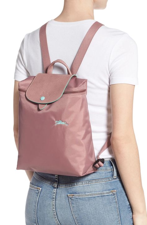 Discover great products at the best prices at Dealmoon. Le Pliage Club Backpack. Price:$99.97 Pink Backpack Outfit, Longchamp Backpack Le Pliage, Longchamp Mini Le Pliage, Longchamp Le Pliage Club, Longchamp Backpack, Longchamp Mini, Backpack Outfit, Longchamp Bags, Longchamp Le Pliage Backpack