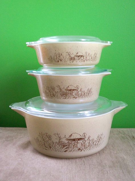 forest fancies pyrex Pyrex Forest Fancies, Vintage Pyrex Forest Fancies, Thrifting Manifestation, Vintage Pyrex Collection, Vintage Pyrex Patterns, Pyrex Dishes, Merry Mushroom, Casserole Dish Set, Pyrex Patterns