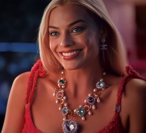 Margret Robbie, Margrot Robbie, Margot Robbie Movies, Margot Robbie Photos, Barbie Princess, Barbie Movies, Celebrity Makeup, Girls Characters, Iconic Movies