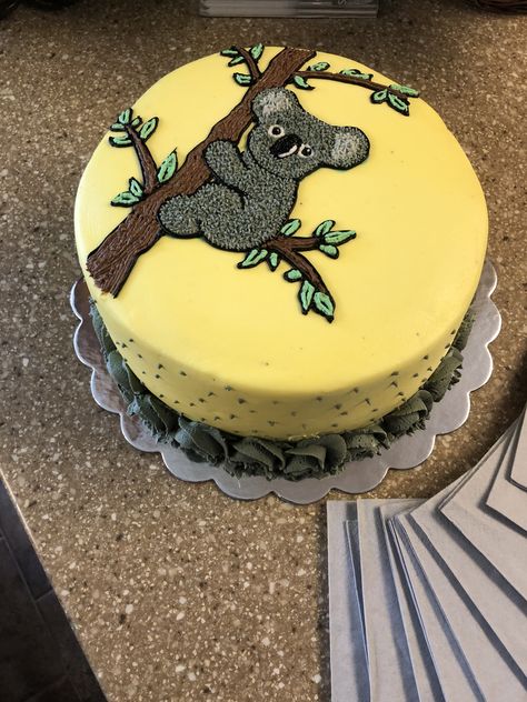 Koala Birthday Cake Ideas, Kuala Cake, Koala Cakes Birthday, Koala Cake Ideas, Koala Cake Birthday Kids, Koala Bear Cake, Koala Birthday Cake, Koala Cakes, Cake Koala