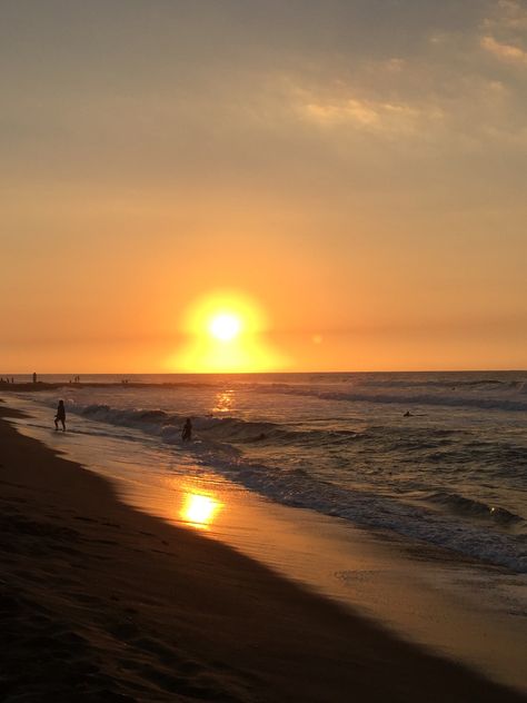 Sunset. San Juan, La Union, Philippines. San Juan La Union Beaches, La Union Beach, Au Background, Travel To Philippines, La Union Philippines, Ang Ganda Mo, Filipino People, 2022 Goals, 2023 Mood