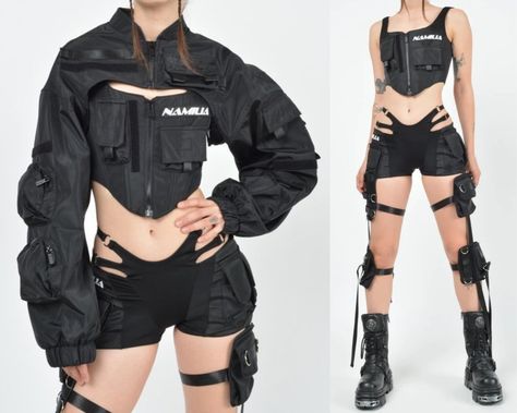 Cute Villain Outfits, Cyberpunk Costume Design, Super Spy Outfit, Girly Cyberpunk Outfit, Summer Techwear Outfits Women, Dark Cyberpunk Outfit, Cyberpunk Skirt Outfit, Spacepunk Outfit, Soft Techwear Outfits