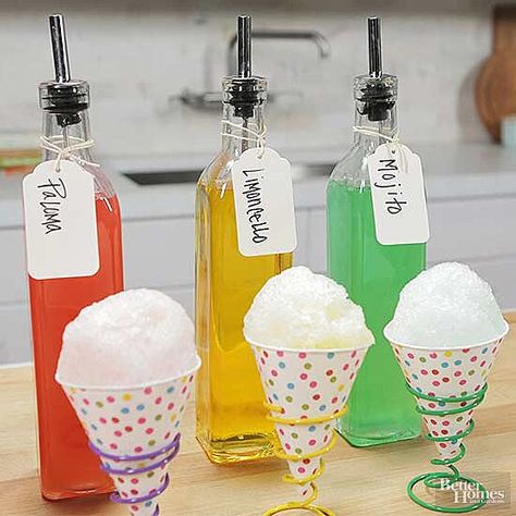 Boozy Snow Cones Shave Ice Syrup Recipe, Homemade Snow Cones, Lake Drinks, Shaved Ice Recipe, Snow Cones Recipes, Shaved Ice Syrup, Snow Cone Syrup, Chocolate Dipping Sauce, Frosty Recipe