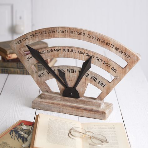 Keep track of time easily on a desk with this perpetual calendar. #thefarmdecorr #clocks #tabletopclock #farmhouse #homedecoration #officedecor #office Diy Desk Calendar, Wood Calendar, Date Month, Laser Cut Decor, Wooden Calendar, Today Calendar, Pointing Hand, Tabletop Clocks, Perpetual Calendar