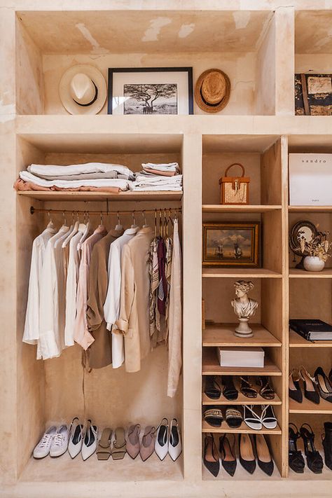 Mexico Closet Ideas, Handmade Closet Ideas, Room Without Closet Ideas, Spanish Style Closet, Rustic Dressing Room, Exposed Closet Ideas, Doorless Closet Ideas, Built In Closet Ideas, Open Wardrobe Ideas