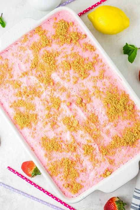 No Bake Strawberry Woolworth Cake Recipe Woolworth Cake, Munchkins Recipe, Woolworths Cakes, Woolworth Cheesecake Recipe, Cheese Cookies Recipe, Old Fashioned Bread Pudding, Crumb Cake Recipe, Cinnamon Cream Cheese, Vanilla Sauce