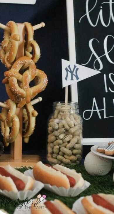 Yankees Birthday Party, New York Theme Party, Ballpark Food, Yankees Baby, Baseball Theme Birthday, New York Party, New York Theme, Baseball Theme Party, Party Food Themes