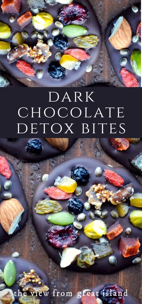 Chocolate Mendiants, Heart Healthy Desserts, Healthy Dark Chocolate, Anti Inflammation Recipes, Anti Inflammation, Oreo Dessert, Nuts And Seeds, Chocolate Topping, S'mores