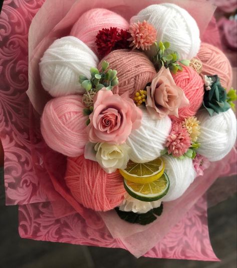 Yarn Bouquet, Spring Table Decor, Sorry Gifts, Miss You Gifts, Yarn Gifts, Yarn Flowers, Birthday Bouquet, Paper Flower Decor, Crochet Gift