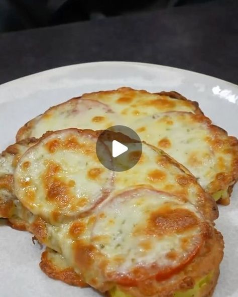 Cauliflower Slices, Breaded Cauliflower, Cauliflower Parmesan, Cauliflower Dip, Wide Coat, Homogeneous Mixture, Greek Yogurt Sauce, Cauliflower Steak, Cauliflower Bread