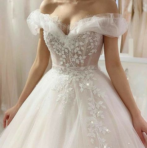 Occasion Dresses Wedding Guest, Fall Wedding Guest Dress, Occasion Dresses Wedding, White Wedding Dress, A Wedding Dress, Fairytale Dress, Princess Wedding Dresses, Best Wedding Dresses, Wedding Dress Inspiration