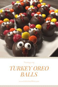 Turkey Dessert, Oreo Turkey, Turkey Balls, Turkey Desserts, Delicious Thanksgiving Desserts, Melt Chocolate In Microwave, Turkey Ideas, Oreo Cookie Balls, Turkey Cake