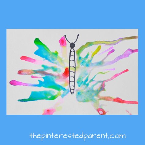 Blow paint creatures with printables - this is such a fun way for the kids to paint. Make a jellyfish, unicorn, lion, butterfly or a peacock. Arts & crafts for kids and preschoolers. Lion Butterfly, Blow Paint, Jellyfish, The Kids, Crafts For Kids, Preschool, Lion, Paint, Art