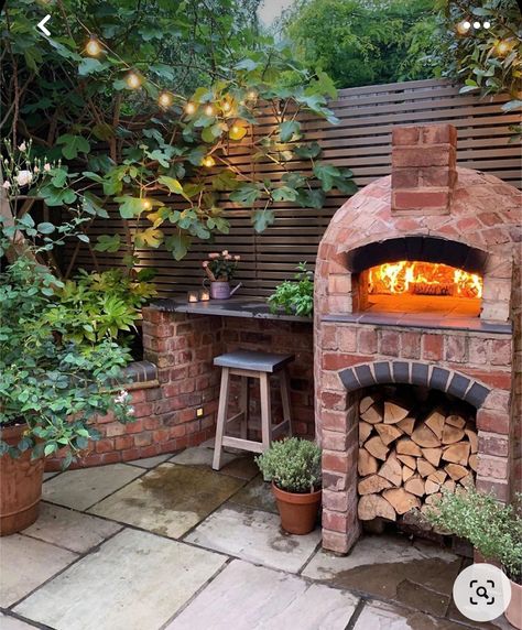 Brick Pizza Oven, Outdoor Oven, Outdoor Pizza Oven, Outdoor Pizza, Have Inspiration, Patio Decorating Ideas, Patio Decorating, Backyard Patio Designs, A Pizza