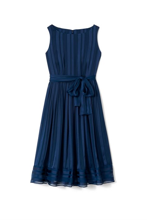 Complete and utter elegance is the name of this game, so play the sophisticated part in this stunning navy number. DRESSBAR Luxe™ by Carmen Marc Valvo Belted Dress, $62; dressbar.com   - MarieClaire.com Black Dinner Dresses, Dress Bar, Professional Wear, Different Dresses, Smart Tech, Spring Fling, Dinner Dress, Dress Barn, Marie Claire