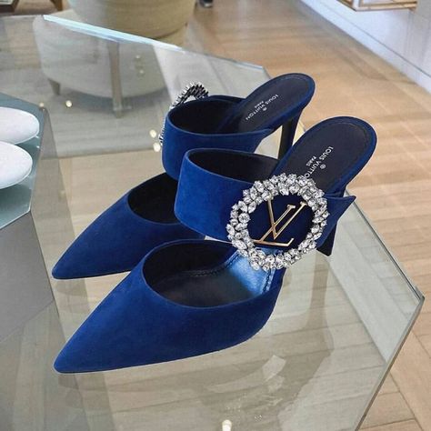 Louis Vuitton Heels, Louis Vuitton Shoes Heels, Luxury Heels, Fashion Shoes Heels, Shoes Heels Classy, Black Shoes Heels, Classy Shoes, Girly Shoes, Aesthetic Shoes