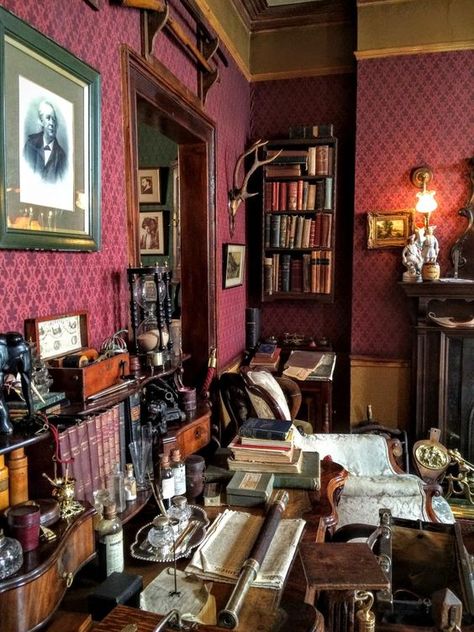 Sherlock Holmes Museum, Victorian Interiors, 221b Baker Street, Home Libraries, Baker Street, Home Library, My New Room, House Inspo, Sherlock Holmes