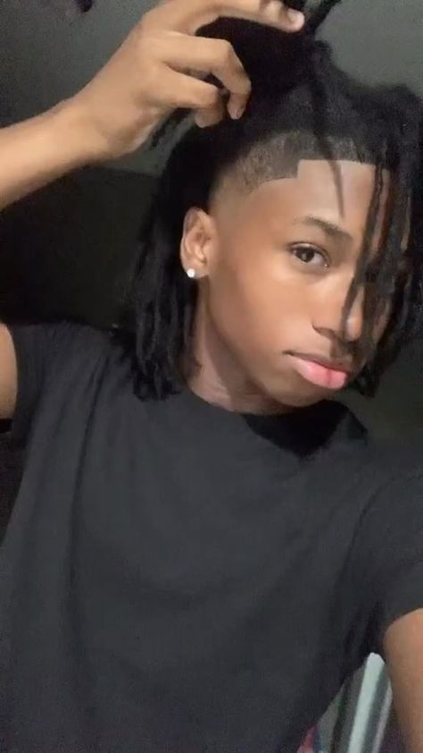 Dread Head Hairstyles, Fine Dreads Heads, Fine Dreadheads Videos, Dread Head Tiktok, Dreads Heads Boys, Fine Curlyhead, Fine Boy With Dreads, Black Dread Heads, Fine Dread Heads 13