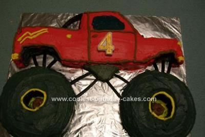 Homemade Monster Truck Birthday Cake: My hubby and I made this for our sons birthday. I made 4 cakes, 2 round for wheels, 1 bread loaf tin and a rectangular that was then cut to make shape. Ford Truck Cake, Truck Cake Ideas, Monster Truck Cakes, Monster Truck Birthday Cake, Truck Birthday Cake, Fifth Birthday Party, Homemade Birthday Cake, Truck Theme Birthday, Truck Birthday Cakes