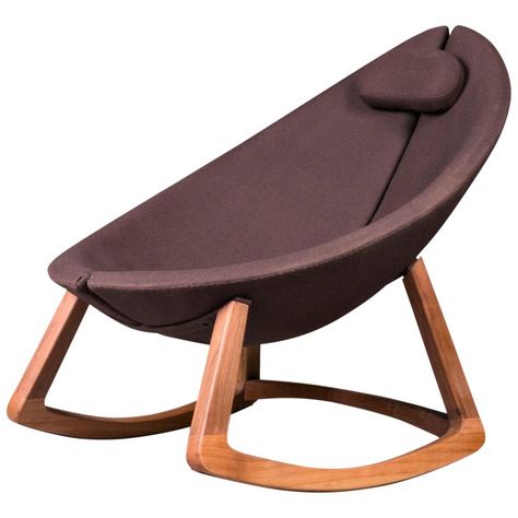 Minas, Contemporary Oval Shaped Rocking Chair in Wool with Walnut Frame For Sale Vintage Rocking Chair, American Walnut, Modern Chairs, Rocking Chair, Antique Furniture, Walnut, Vintage Fashion, Furniture, Home Decor