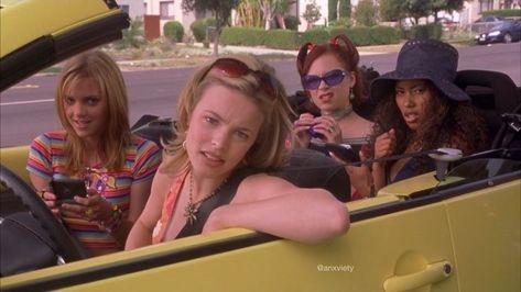 90s 00s Movies, 90s Teen, Girly Movies, White Chicks, Early 2000s Fashion, Teen Movies, Chick Flicks, 2000s Aesthetic, Girl Movies