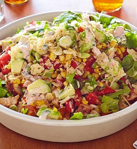 Chicken Taco Salad Recipe, Pioneer Recipes, Cilantro Salad, Taco Salad Recipe, Chicken Taco Salad, Resep Salad, Taco Salad Recipes, Chop Recipes, Chicken Taco