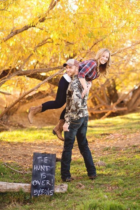 hunting save the date wedding | The Hunt is Over Save the Date: It's hunting season and you got a good ... Country Engagement Pictures, Country Couple, Fall Pics, Engagement Photos Country, Engagement Pic, Wedding Engagement Pictures, Couple Stuff, Country Engagement, Engagement Picture