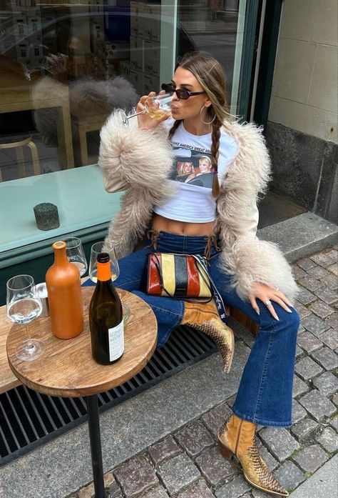 Charlotte Simone, Nashville Outfits, Winter Boho, Mode Inspo, Outfit Inspo Fall, Fall Winter Outfits, Fashion Killa, Autumn Winter Fashion, Fashion Inspo Outfits