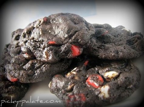 Chocolate Cherry Chip Cookies! - Picky Palate Cherry Chip Cookies, Bake Sale Desserts, Chocolate Cherry Cookies, Picky Palate, Chip Cookie Recipe, Baked Chips, Food Group, Desserts Recipes, Chocolate Peppermint