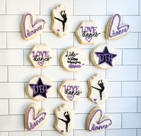 Buttercream Cookie Company on Instagram: "Its Friday!! Time to do a happy dance   💃🪩🩰🕺  So fun celebrating the hard working team @dancersturnout! Hope it was a fantastic party!   I am thankful for the week, and looking forward to the weekend! Yay!!! I hope you are too BCookieCo friends!   Stay cool and hydrate ❄️🥤  #homemadeyum #cookiemagic  #buttercreamdreamscometrue #celebratinglifewithbcookiecompany  #madetocelebrateforyou  #shoplocalbakersfield  #flavoredbuttercreamcookies  #eatcookiesforbreakfast #bakersfieldcookies #buttercreamcookieco✨" Dance Cookies, Its Friday, Flavored Butter, Cookie Company, I Am Thankful, Happy Dance, Hard Working, Sugar Cookies Decorated, Decorated Cookies