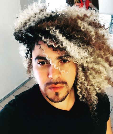 curly man hair Curly Man, Hair Meme, Ugly Hair, Curly Hair Men, Mens Hairstyles, Curly Hair, Halloween Face, Face Makeup, Halloween Face Makeup