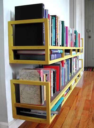 0402_repetition01_rect540 Lots Of Books, Bookshelves Diy, Small Space Solutions, Book Storage, Wall Storage, Book Shelf, Showcase Design, Small Apartments, Getting Organized