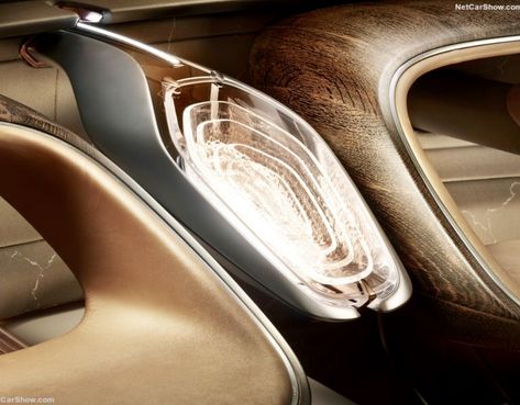 Bentley Exp 100 Gt, Bentley Models, Luxury Car Interior, Car Interior Design, Car Interiors, Bmw Z4, Top Gear, Tailored Design, Transportation Design