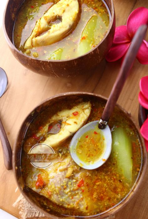 Resep Sup Ikan Bali JTT Sup Ikan, Soup Dish, Fish Soup, Indonesian Food, East Asia, Food Recipe, Bali, Dessert, Fish