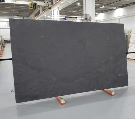 Onyx Countertops Kitchen, Quarts Counter Tops, Counter Mirror, Natural Backsplash, Honed Granite Countertops, Leathered Granite Countertops, Grey Granite Countertops, Leathered Granite, Onyx Countertops