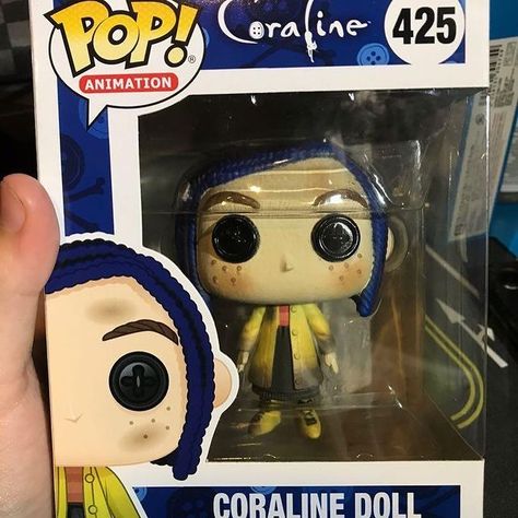 Игрушки Funko Pop, Coraline Aesthetic, Funko Pop Dolls, Coraline Doll, Coraline Jones, Tim Burton Films, Pop Dolls, Mini Things, Birthday Wishlist