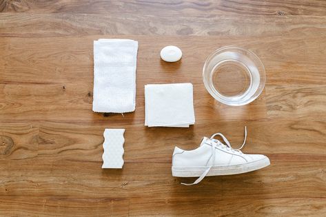 How To Clean White Converse, Clean White Leather, Stuff To Make, Ivory Soap, Cleaning Painted Walls, Magic Eraser, Chic Shoes, White Leather Sneakers, Clever Hacks